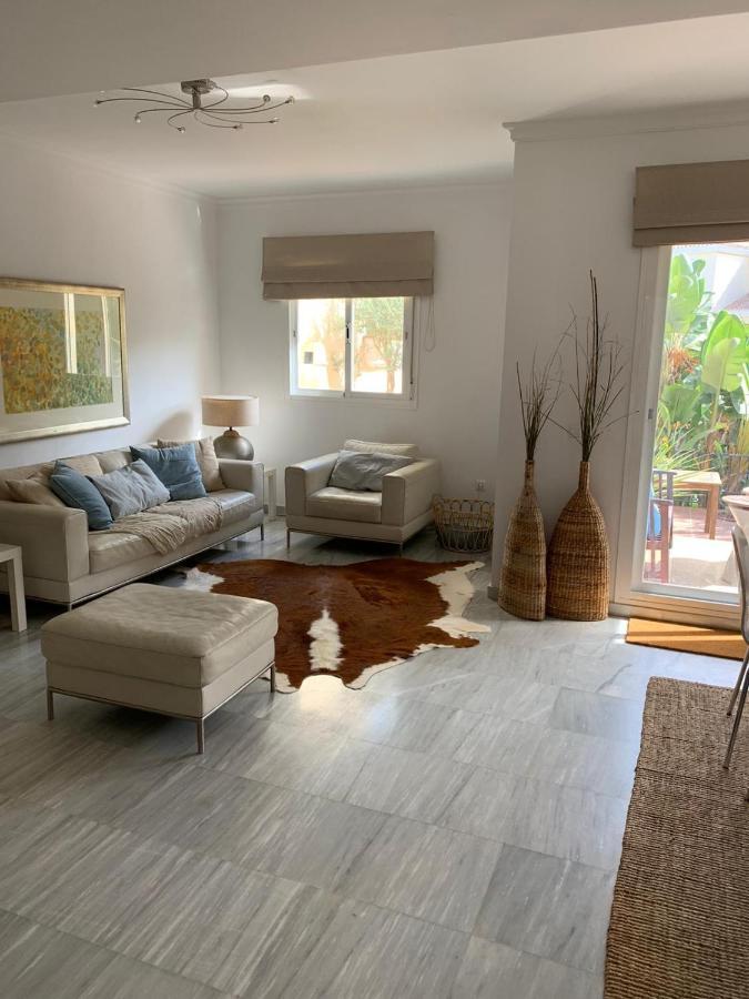 Casa Olivos Holiday home *