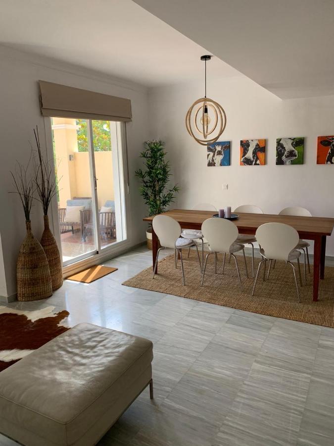 Casa Olivos Holiday home *
